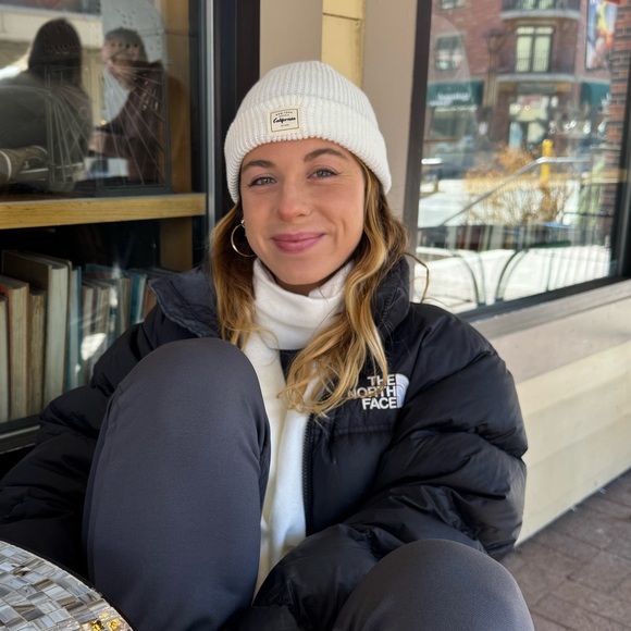 Meet your Posher, Alexie - Picture 1 of 1